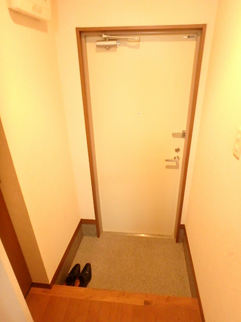 アンプルール フェール リリエンハイムⅡ 玄関