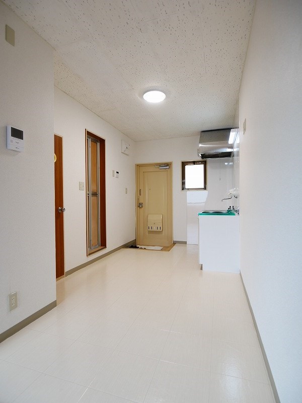 第２コーポマキ リビング