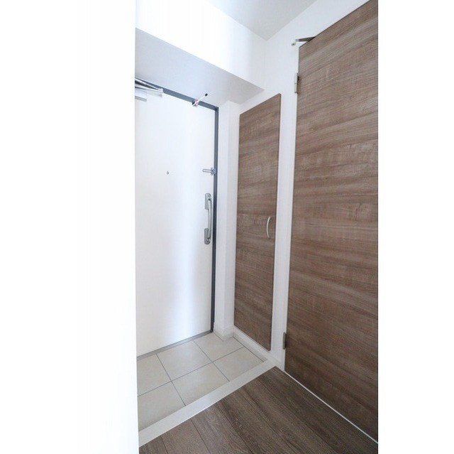 アルファコート西新井 玄関