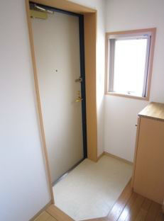 LYNX東日暮里 玄関