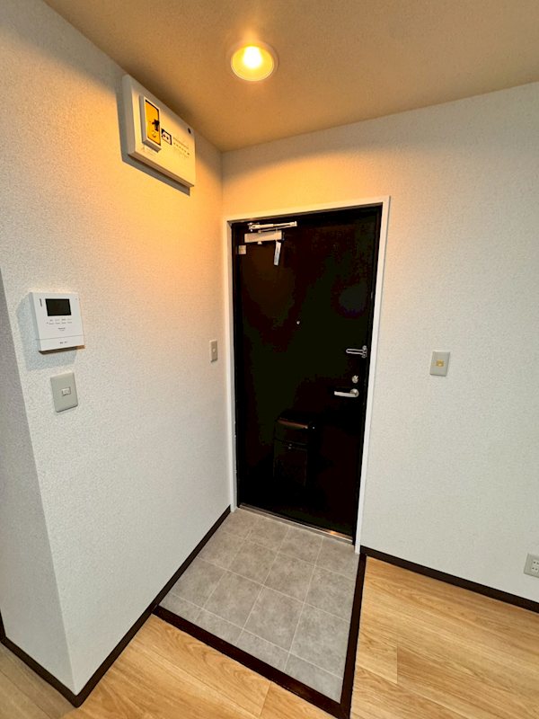 ウィングハイム 玄関