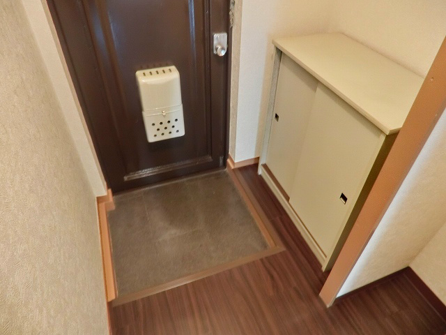 寿コーポラス  玄関