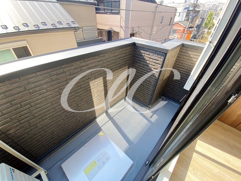 Tre Court kitasenju ベランダ