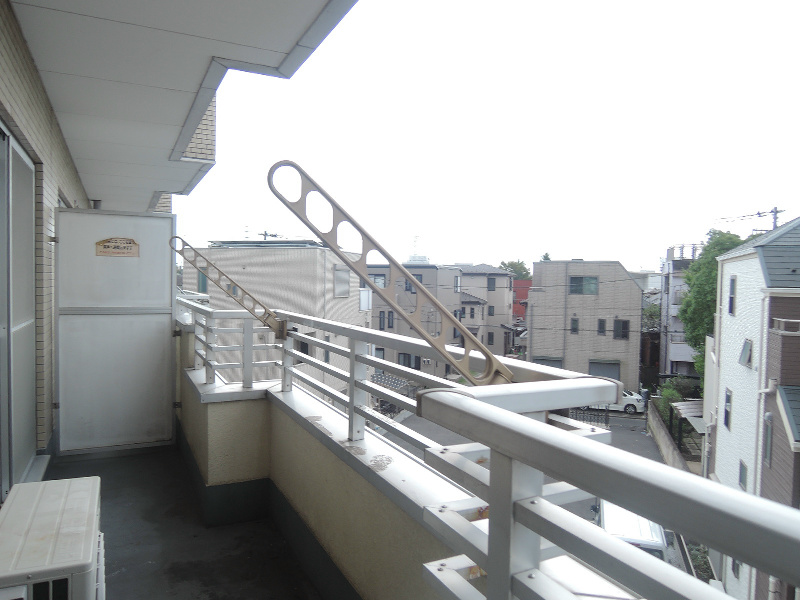 クレセントパレス ベランダ