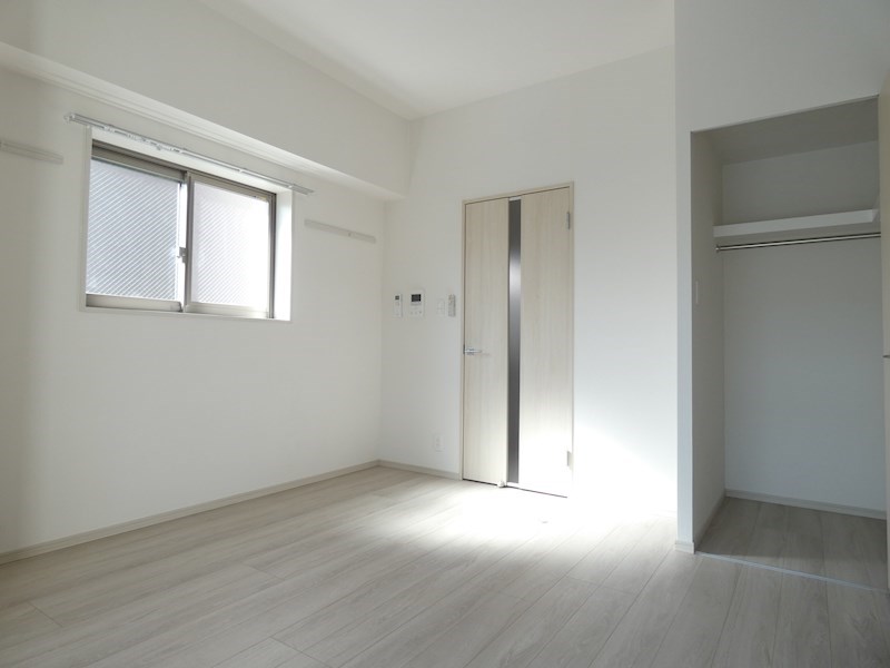 ユリカロゼ篠崎駅前  リビング