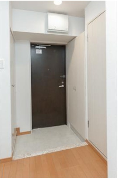 アクアコート   玄関