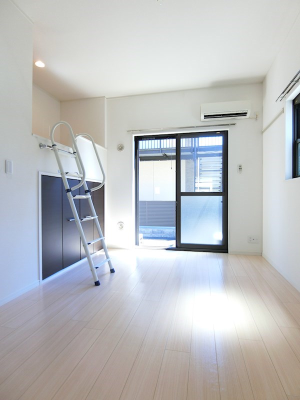 ヴァンテアンⅢ リビング