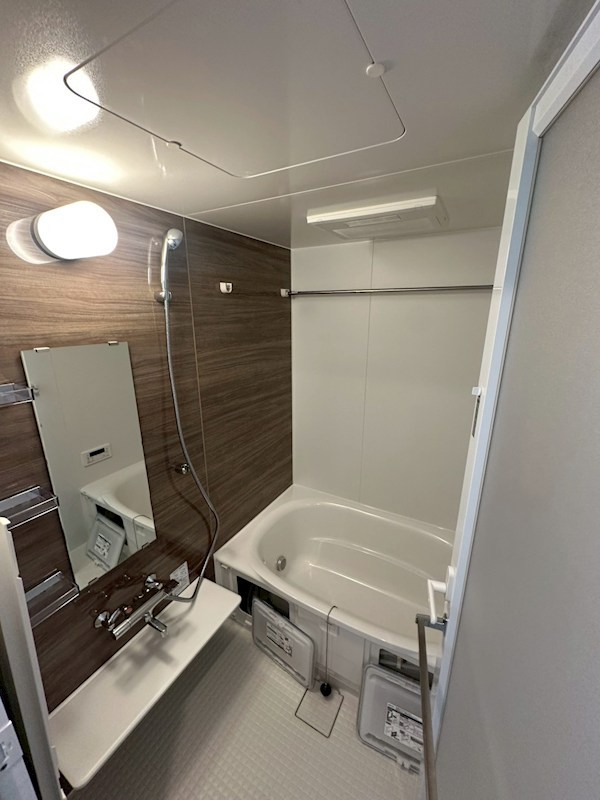 Une Lumi&amp;egrave;re 風呂画像