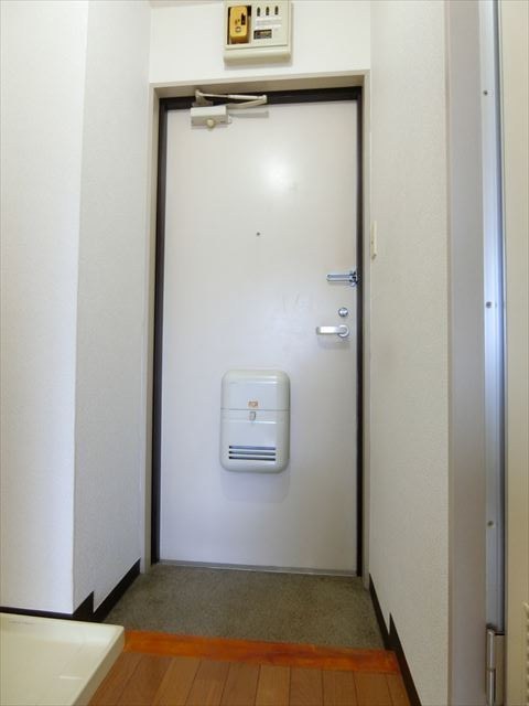 サーフサイド６ 玄関