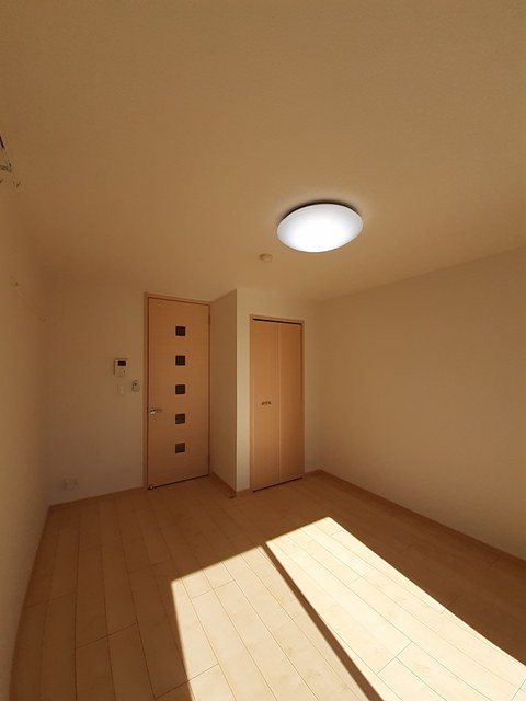 イースト　ラディアンス リビング