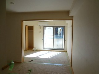 アニュータカヒロ   ベッドルーム