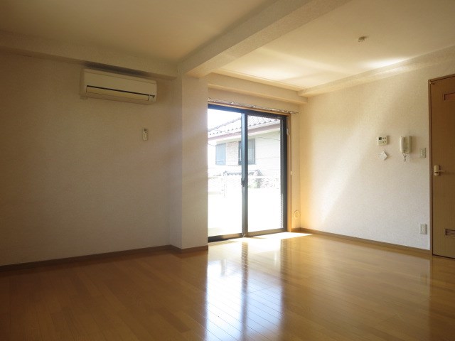 フェリーチェ リビング