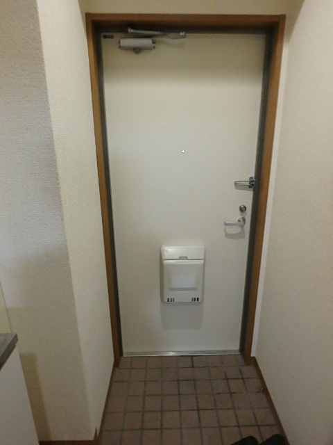 クレオ舞浜A 玄関