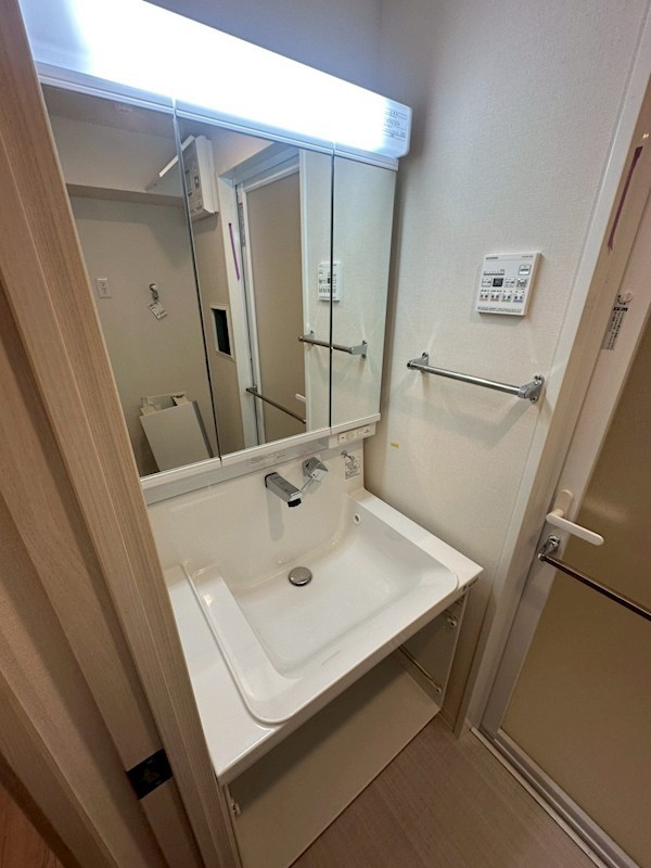 Une Lumi&amp;egrave;re その他2