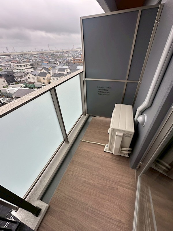 Une Lumi&amp;egrave;re ベランダ