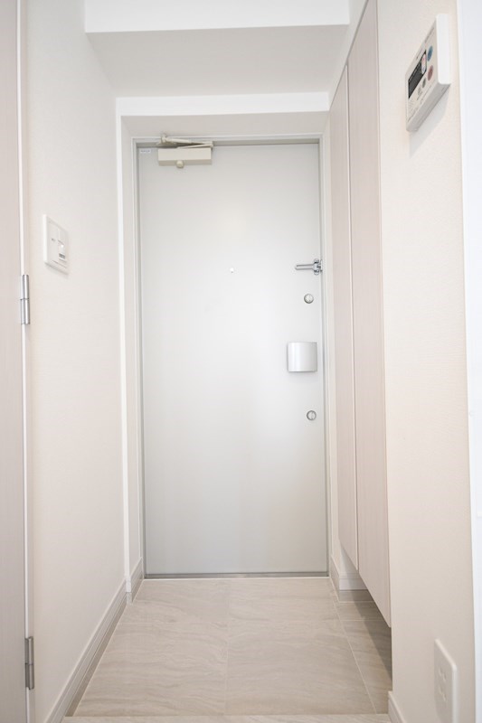 ディアレイシャス北千住 玄関