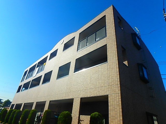 プラティーヌ　パレ　弐番館  外観