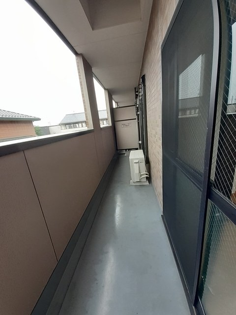 プラティーヌ　パレ　弐番館  ベランダ