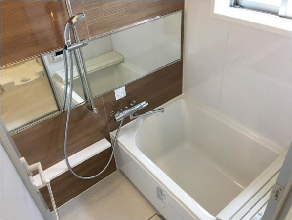 ル・プラターヌ  風呂画像