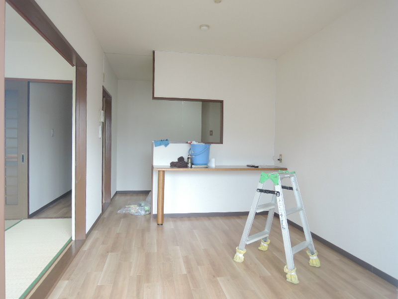 クレセントパレス リビング