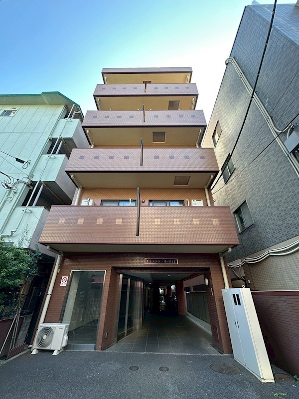 グランドゥールＩ＆Ｙ  外観