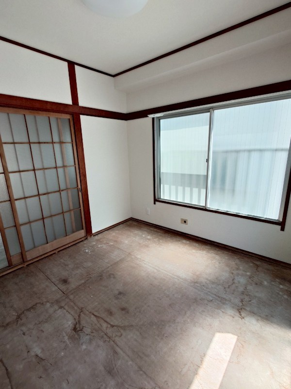 竜一ビル ベッドルーム