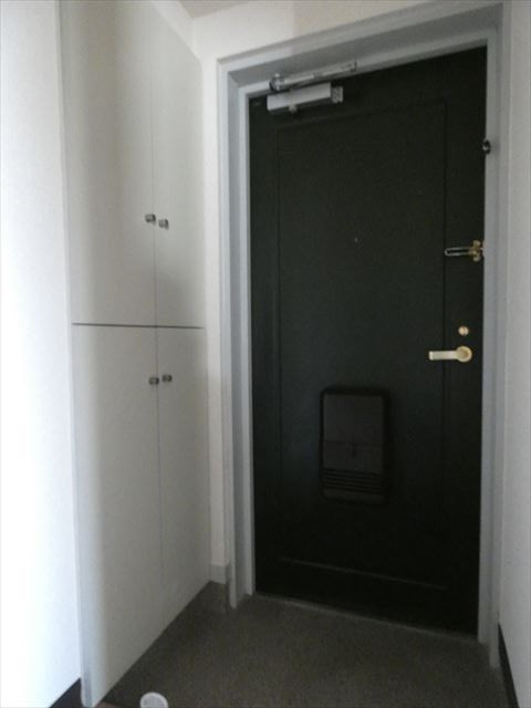 ロイヤルパレス綾瀬 玄関