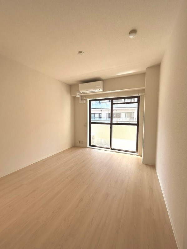 ロイヤルパレス綾瀬 ベッドルーム