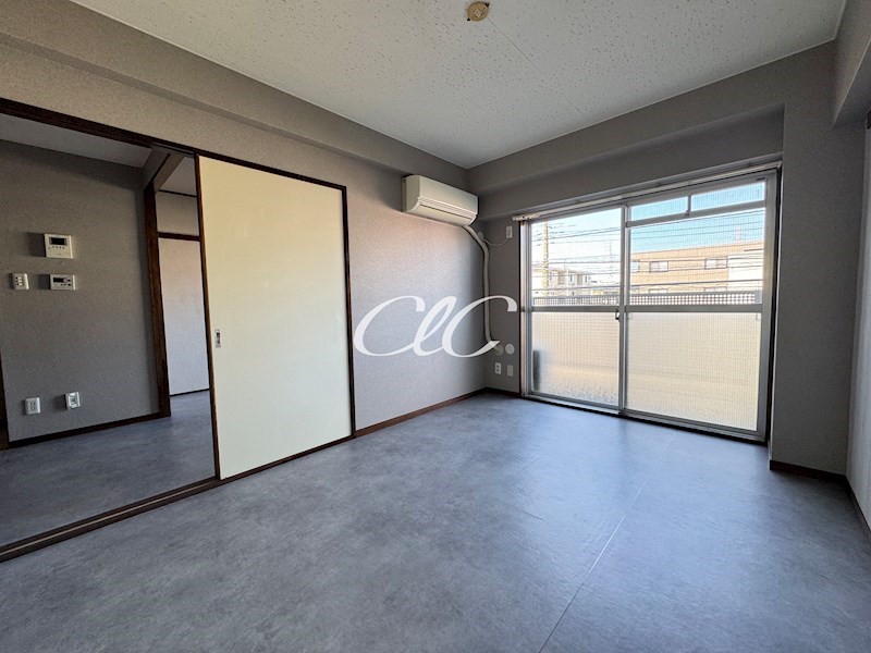 安田ビル ベッドルーム