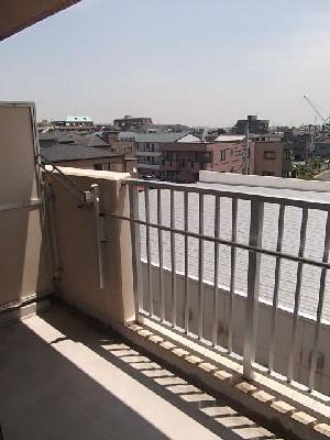 ベルメゾン瑞江 ベランダ