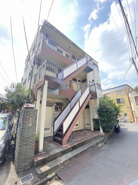 アローハイツ 外観