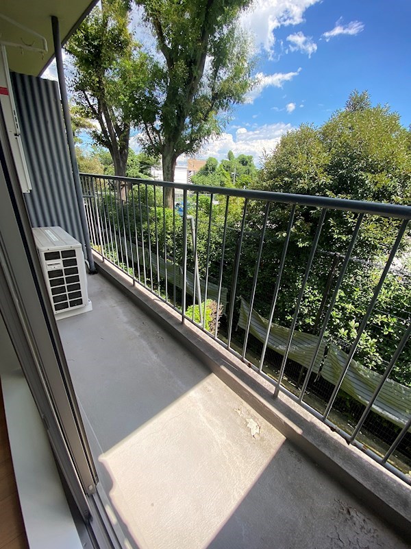 田端公園アパートメンツ ベランダ