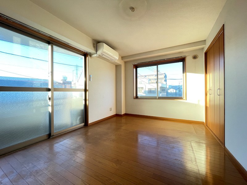 ピオーネ綾瀬 リビング