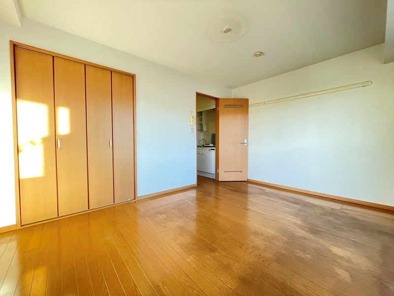 ピオーネ綾瀬 ベッドルーム