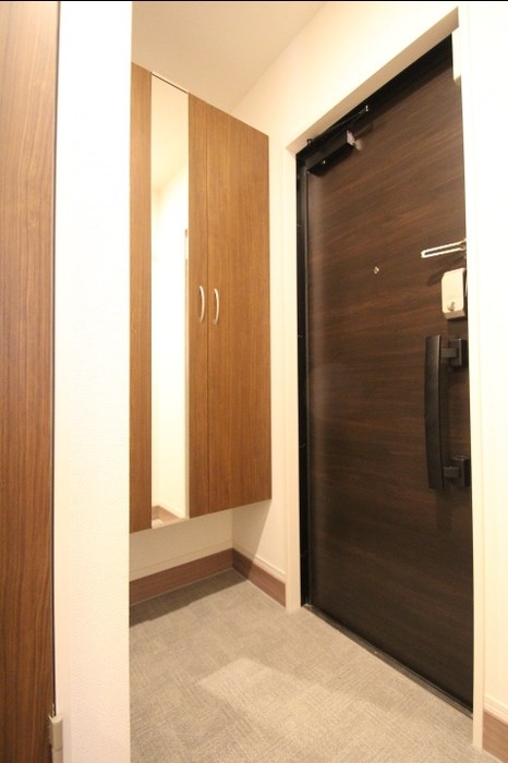 アンジュール綾瀬 玄関