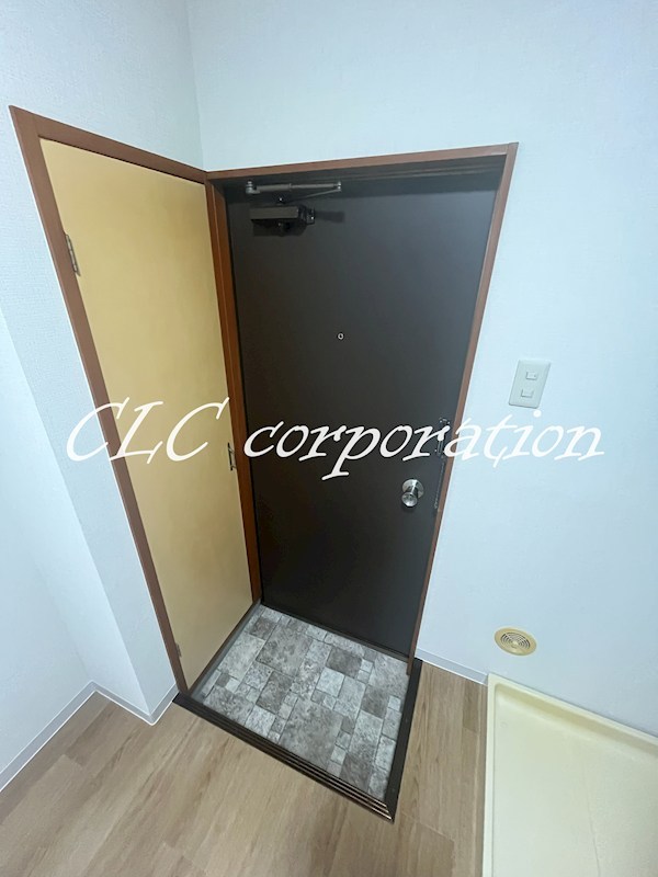 サンライズ 玄関