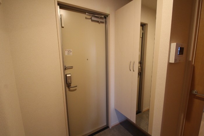 パレドールモア 玄関