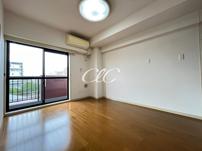 ヴィラコーヨー リビング