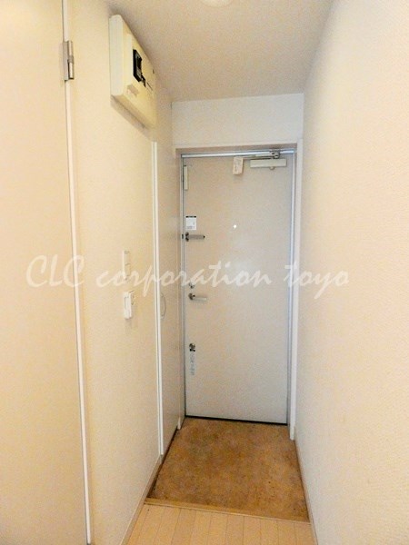 リブリ・リトルズ豊洲 玄関