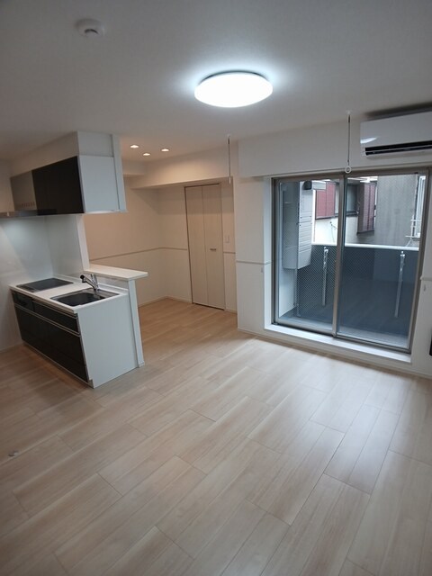 ＣＲＥＶＡＮＣＥ亀戸NORTH リビング