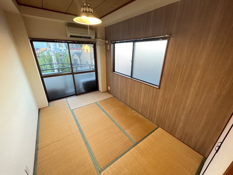 ブライトネス ベッドルーム