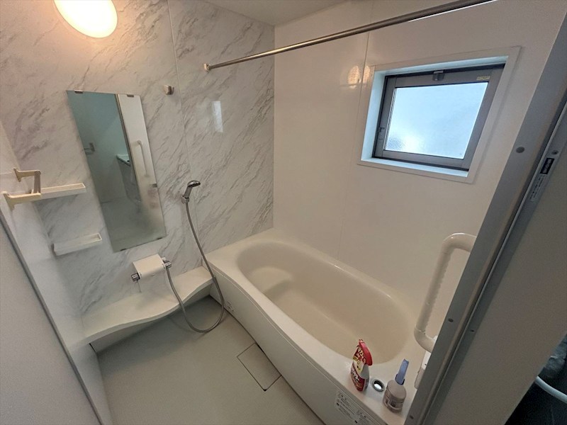 新里町戸建 風呂画像