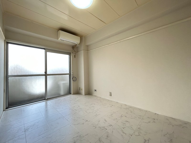 ニューシャトレーマンション  リビング