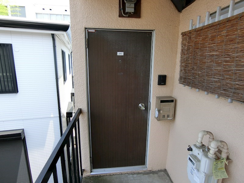 メゾン睦  玄関