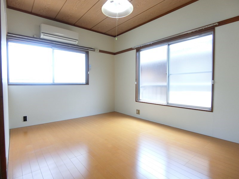 メゾン睦  ベッドルーム