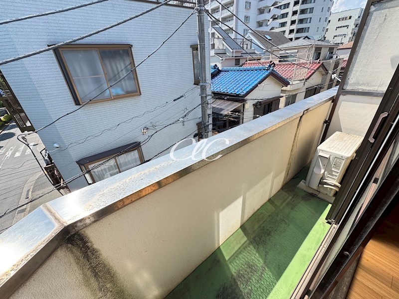 メゾンサンイースト ベランダ