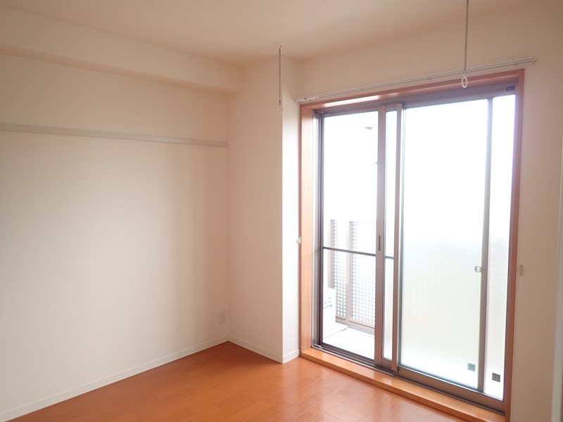 ピュアホワイト ベッドルーム