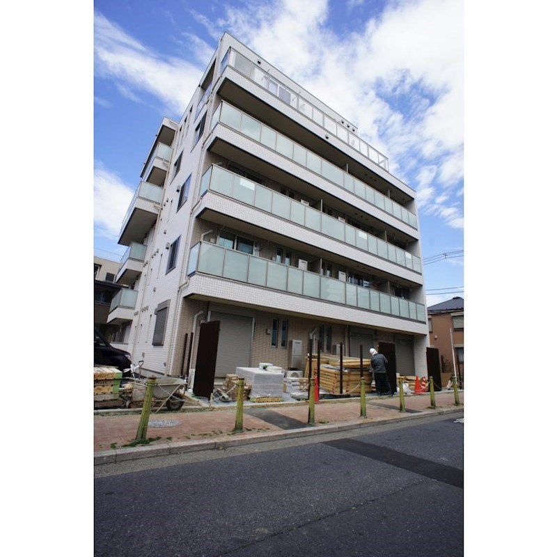 グルナディエ  外観