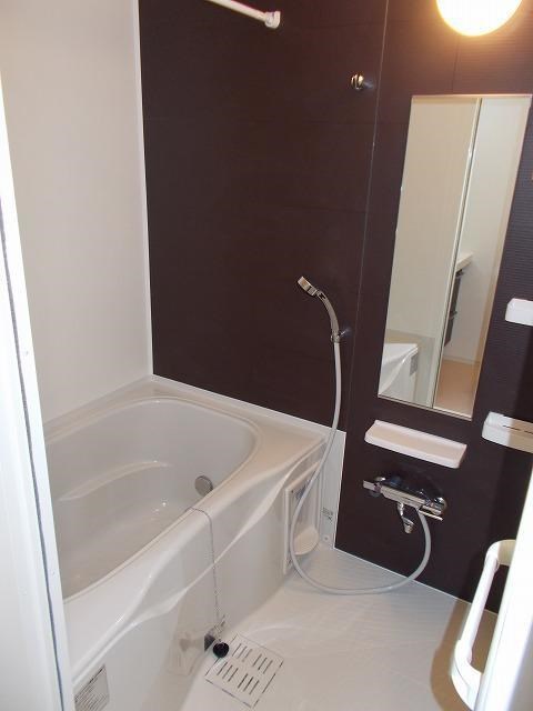 グラース　ビオラⅡ 風呂画像