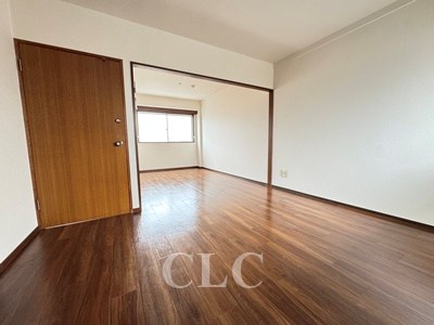 ハイツかつら リビング